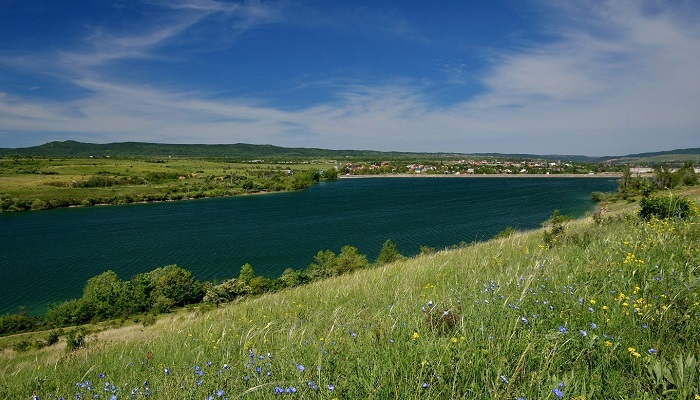 Аянское водохранилище на реке Салгир